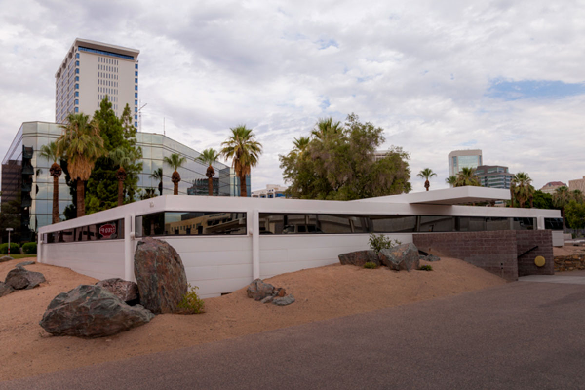 Catalina Office Building by Al Beadle