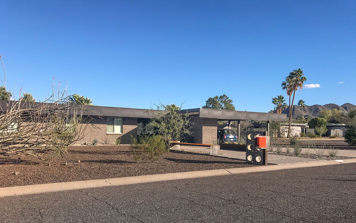 Cholla model home by Al Beadle in Paradise Gardens, Phoenix Arizona, 2016