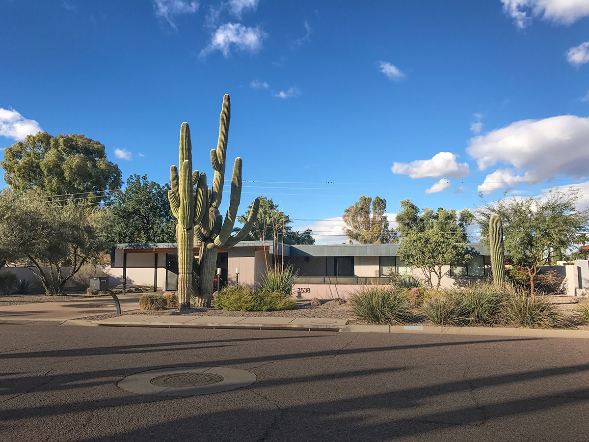 Cholla model home by Al Beadle in Paradise Gardens, Phoenix Arizona, 2016