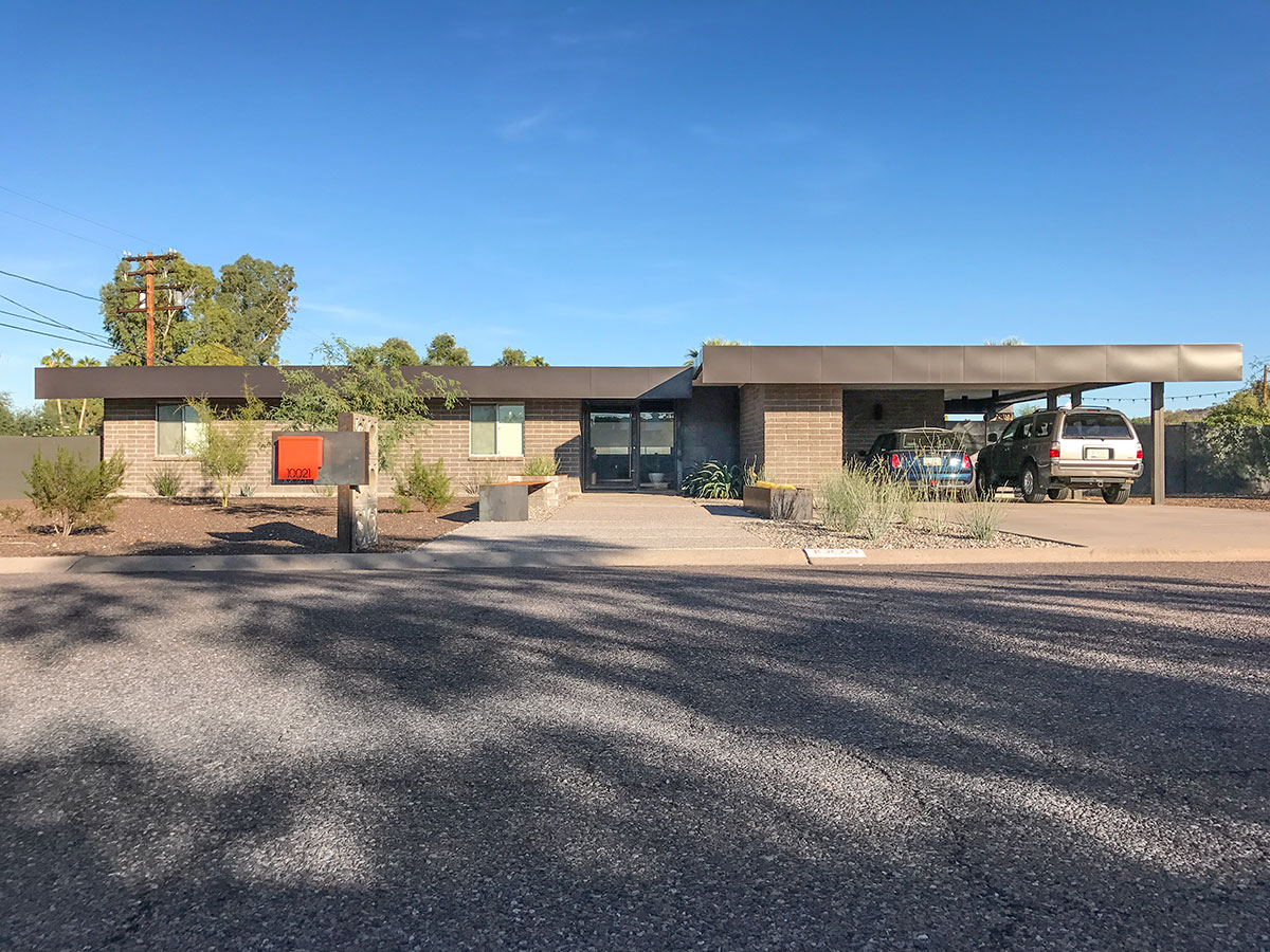 Cholla model home by Al Beadle in Paradise Gardens, Phoenix Arizona, 2016