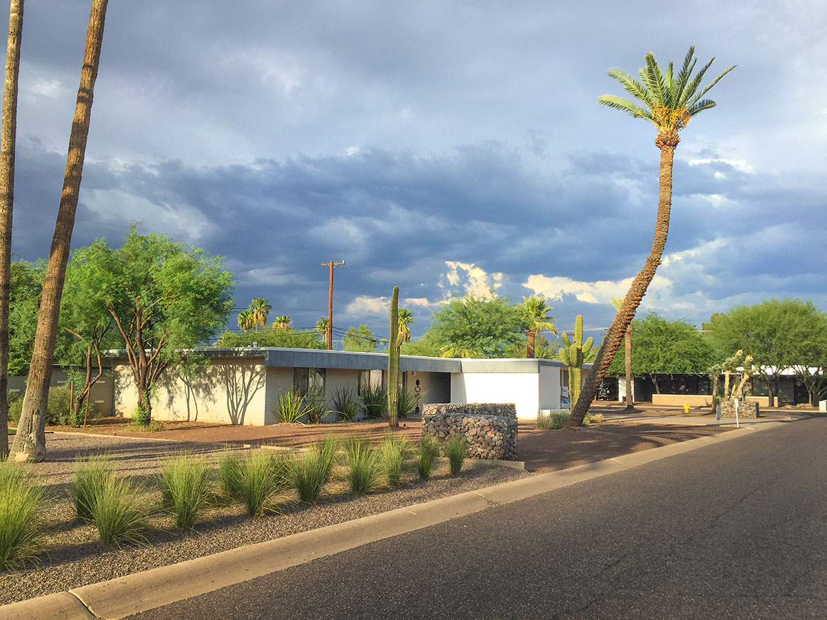 Cholla model home by Al Beadle in Paradise Gardens, Phoenix Arizona, 2016