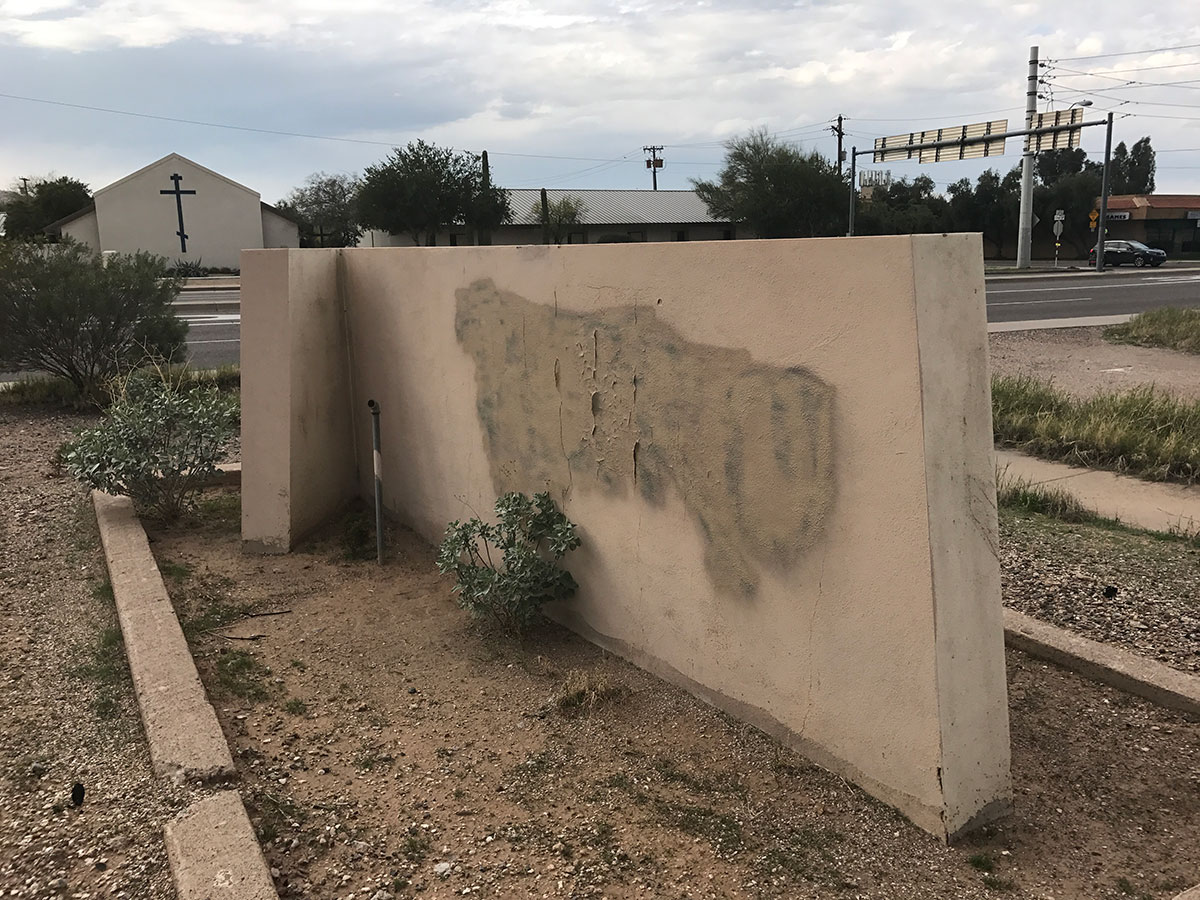 Original Monument Sign for  Paradise Gardens