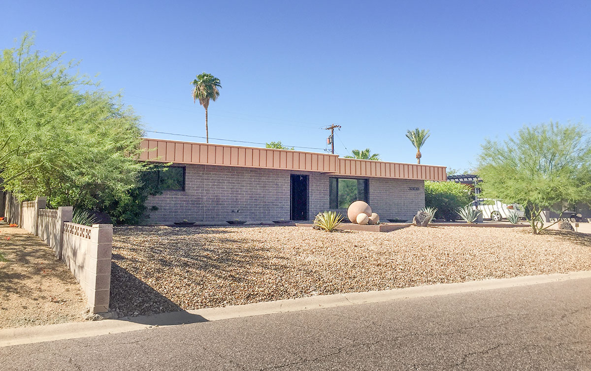 Unidentified Non-Beadle home model in Paradise Gardens