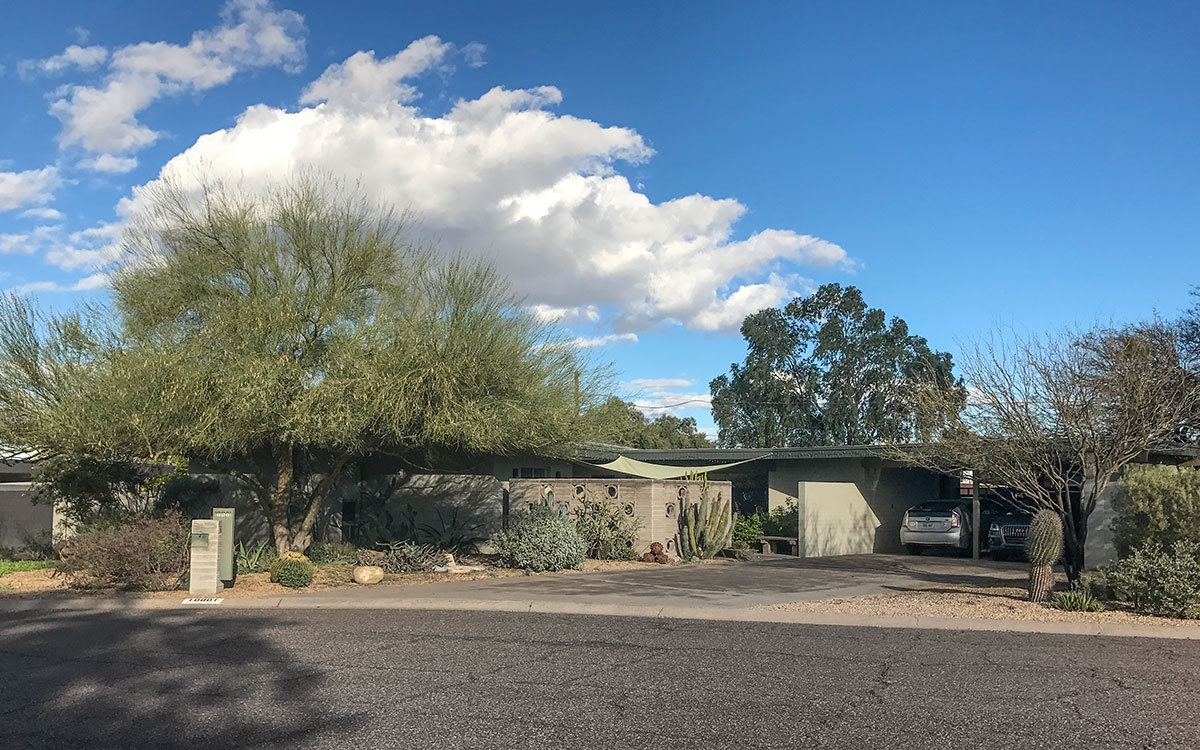 Palo Verde model home by Al Beadle in Paradise Gardens, Phoenix Arizona, 2016