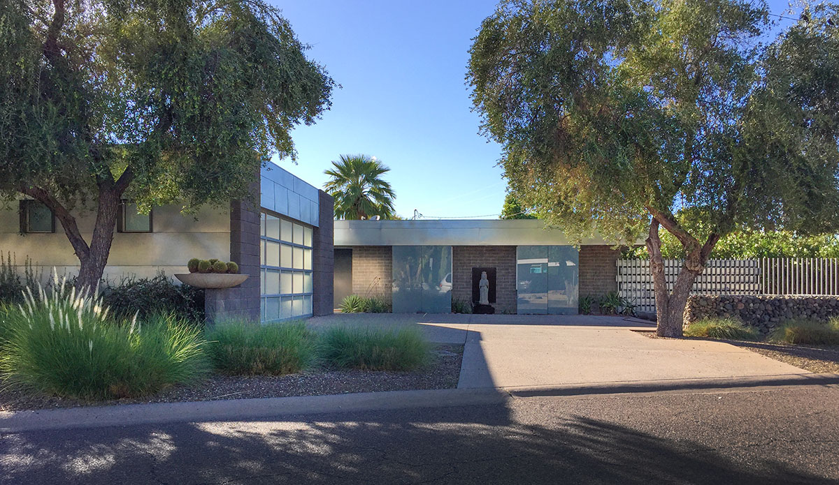 Palo Verde model home by Al Beadle in Paradise Gardens, Phoenix Arizona, 2016