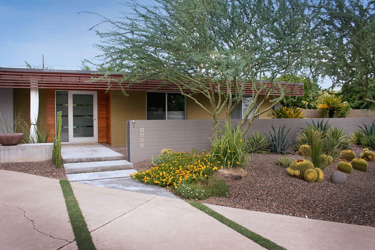 Custom Home by Al Beadle in Paradise Gardens