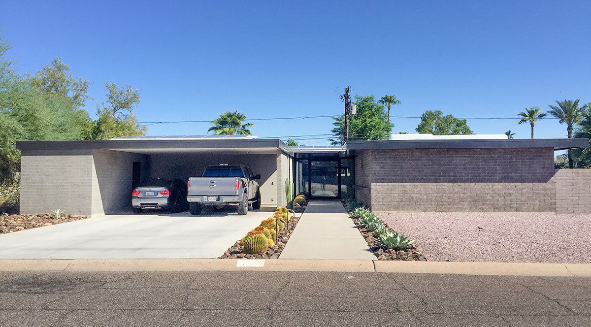 Saguaro model home by Al Beadle in Paradise Gardens, Phoenix Arizona, 2016