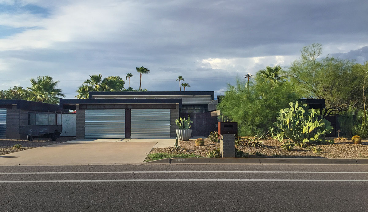 Saguaro model home by Al Beadle in Paradise Gardens, Phoenix Arizona, 2016