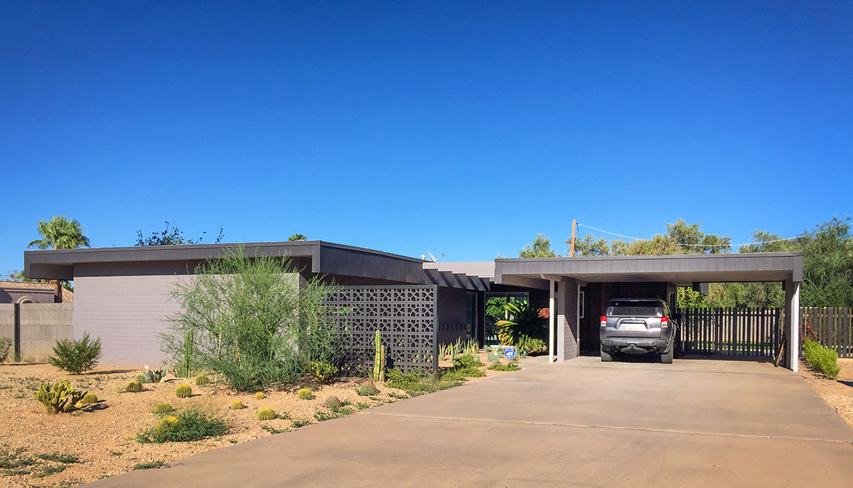 Saguaro model home by Al Beadle in Paradise Gardens, Phoenix Arizona, 2016