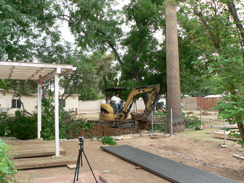 Landscape of the Ralph Haver home at 4624