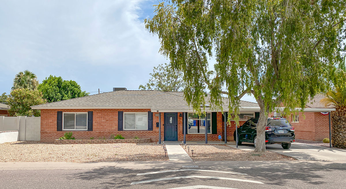 Hoffman Terrace by Ralph Haver in Phoenix Arizona