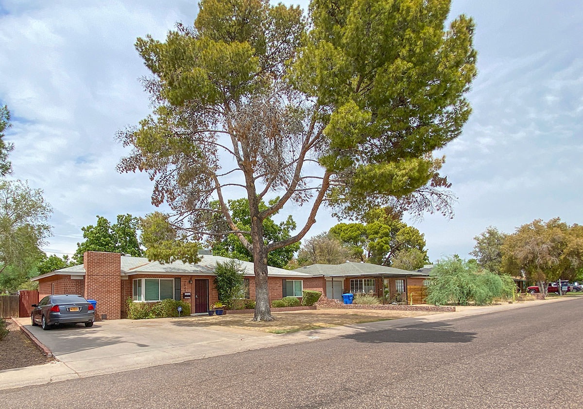 Hoffman Terrace by Ralph Haver in Phoenix Arizona