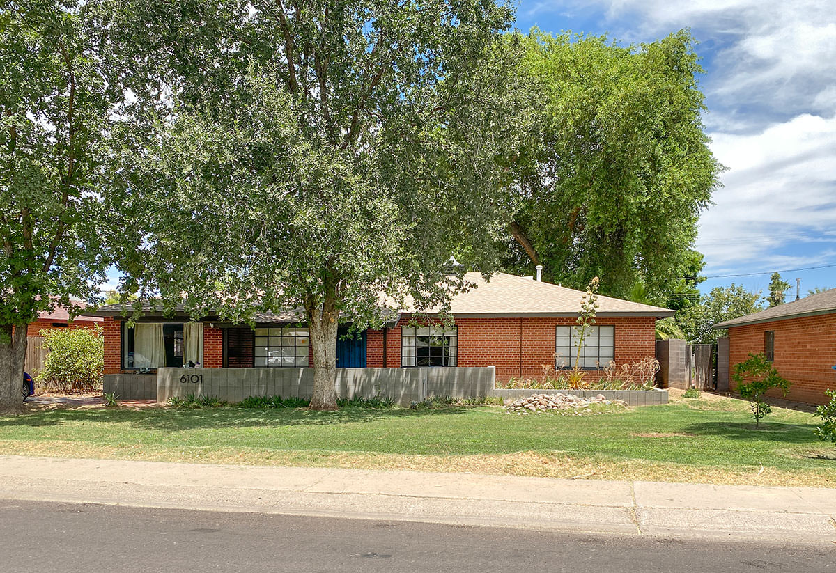 Hoffmantown by Ralph Haver in Phoenix Arizona