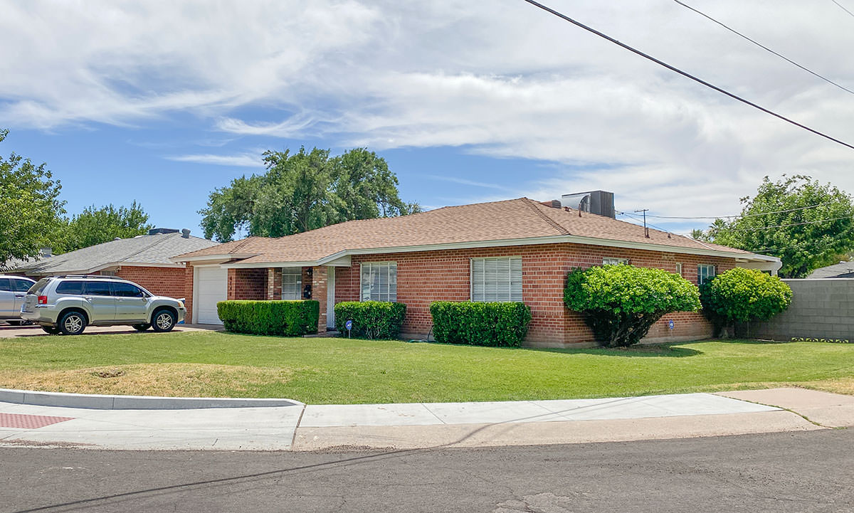 Hoffmantown by Ralph Haver in Phoenix Arizona