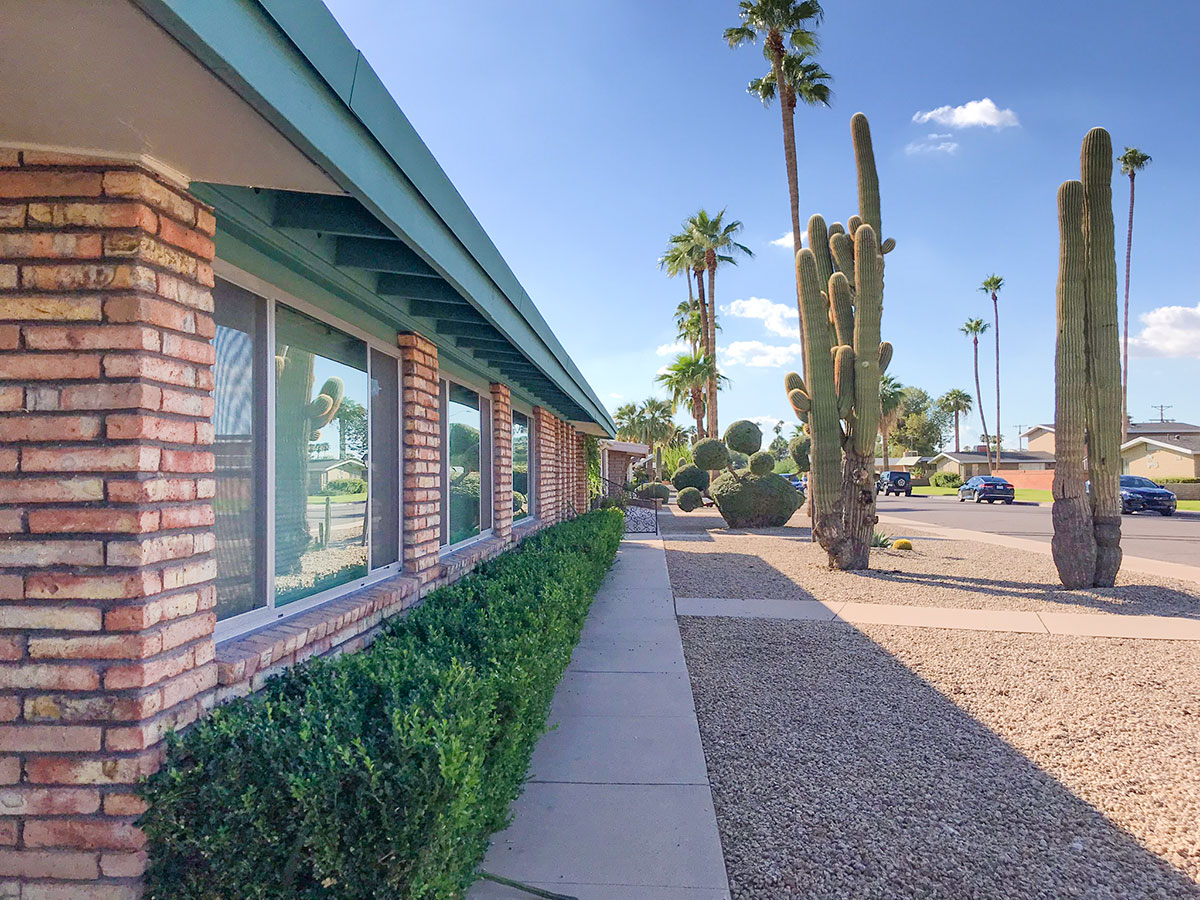 Pueblo Bonita Triplex by Haver Nunn and Collamer in Phoenix Arizona