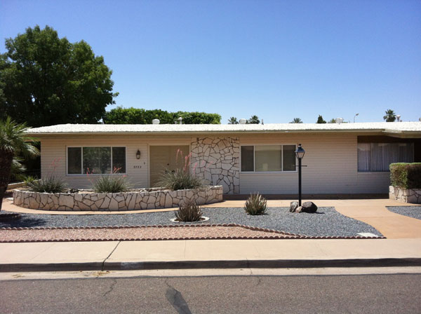 Pueblo Bonita Triplex by Haver Nunn and Collamer in Phoenix Arizona