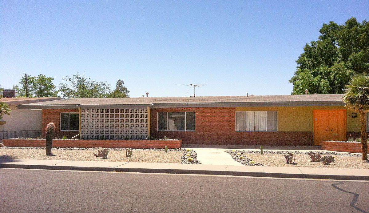 Pueblo Bonita Triplex by Haver Nunn and Collamer in Phoenix Arizona