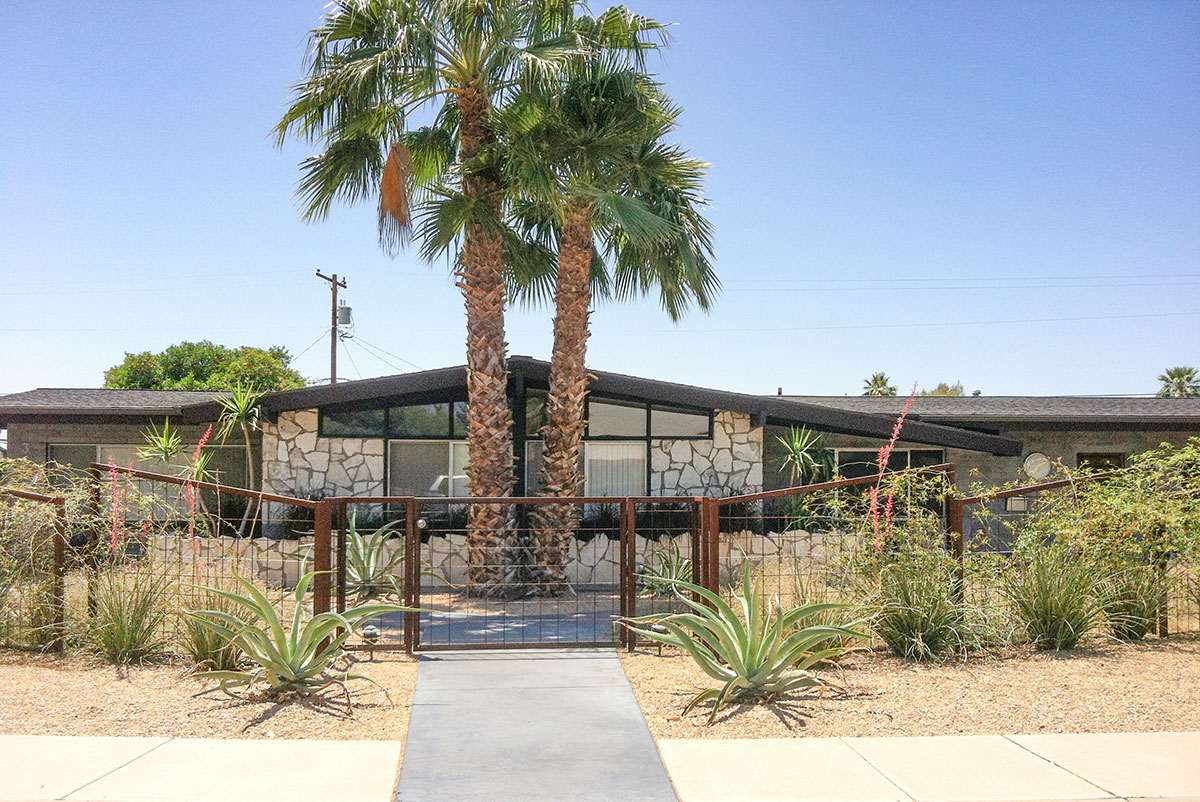 Pueblo Bonita Triplex by Haver Nunn and Collamer in Phoenix Arizona