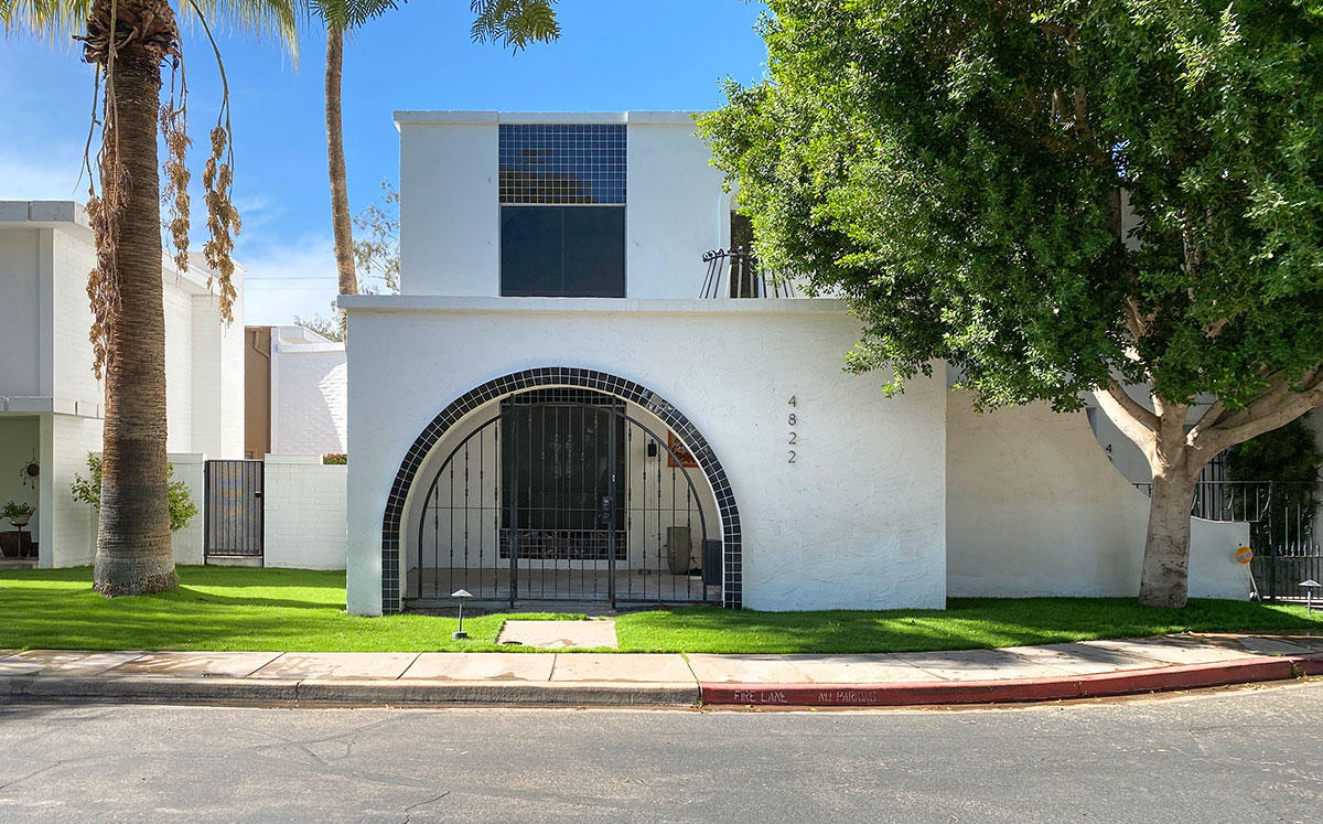 Royale Gardens I by Haver, Nunn and Jensen for Dell Trailor in Phoenix Arizona