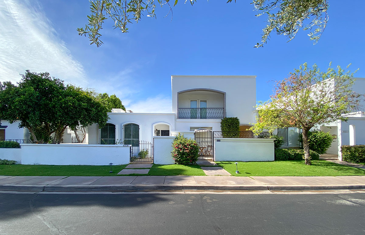 Royale Gardens I by Haver, Nunn and Jensen for Dell Trailor in Phoenix Arizona