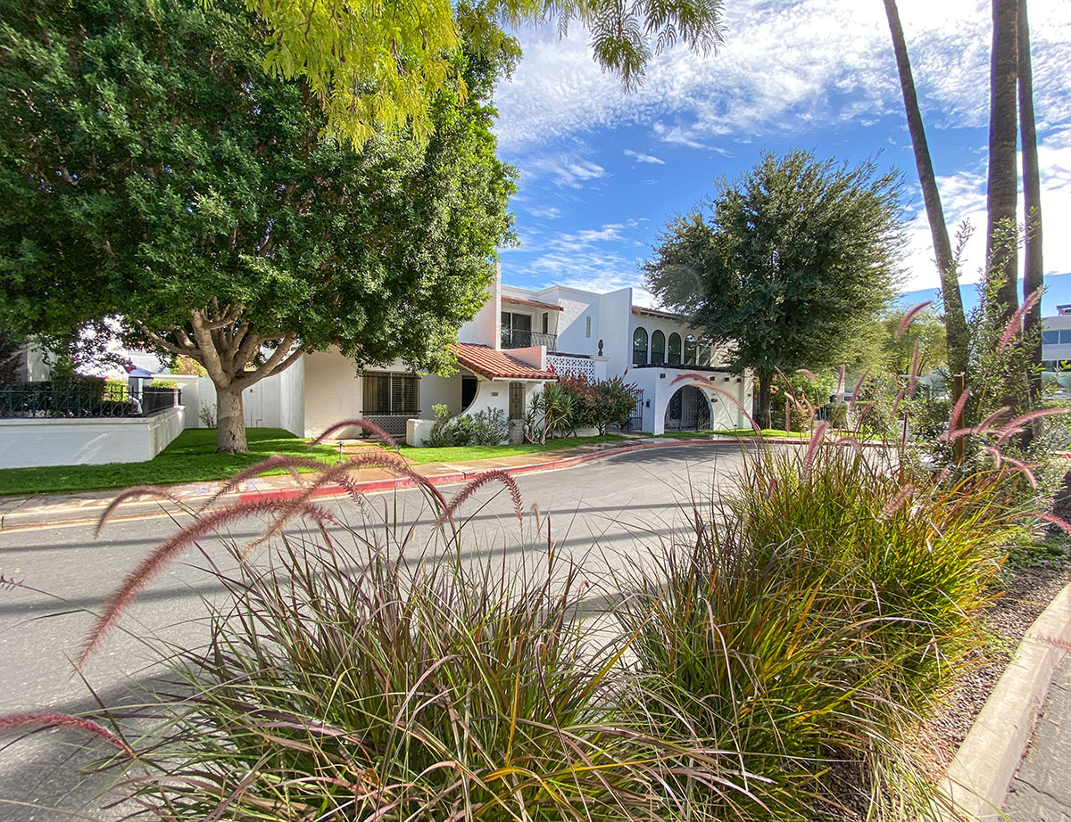 Royale Gardens I by Haver, Nunn and Jensen for Dell Trailor in Phoenix Arizona