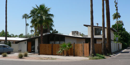 Modern wooden fences in Phoenix Arizona