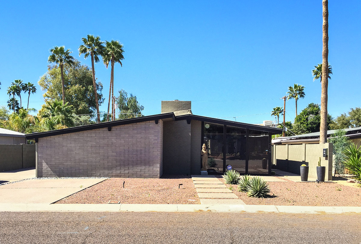 Home in Windemere, Phoenix, Arizona by architect Ralph Haver AIA