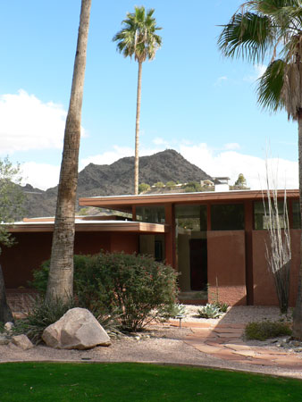 Mystery on Quartz Mountain on the Modern Phoenix Hometour 2009