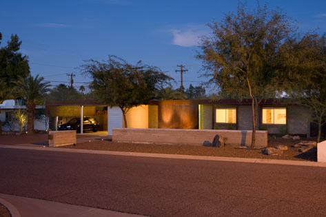 Young/Belanger Residence on the Modern Phoenix Hometour 2010