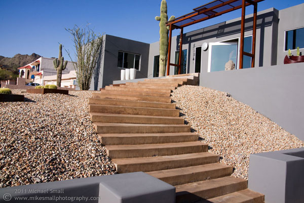 The Phillips/Lopez Residence on the Modern Phoenix Hometour 2011