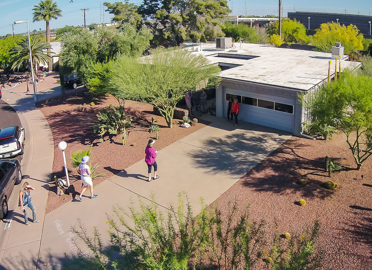 Bowen  Ressidence on the Modern Phoenix Home Tour 2015 in South Scottsdale