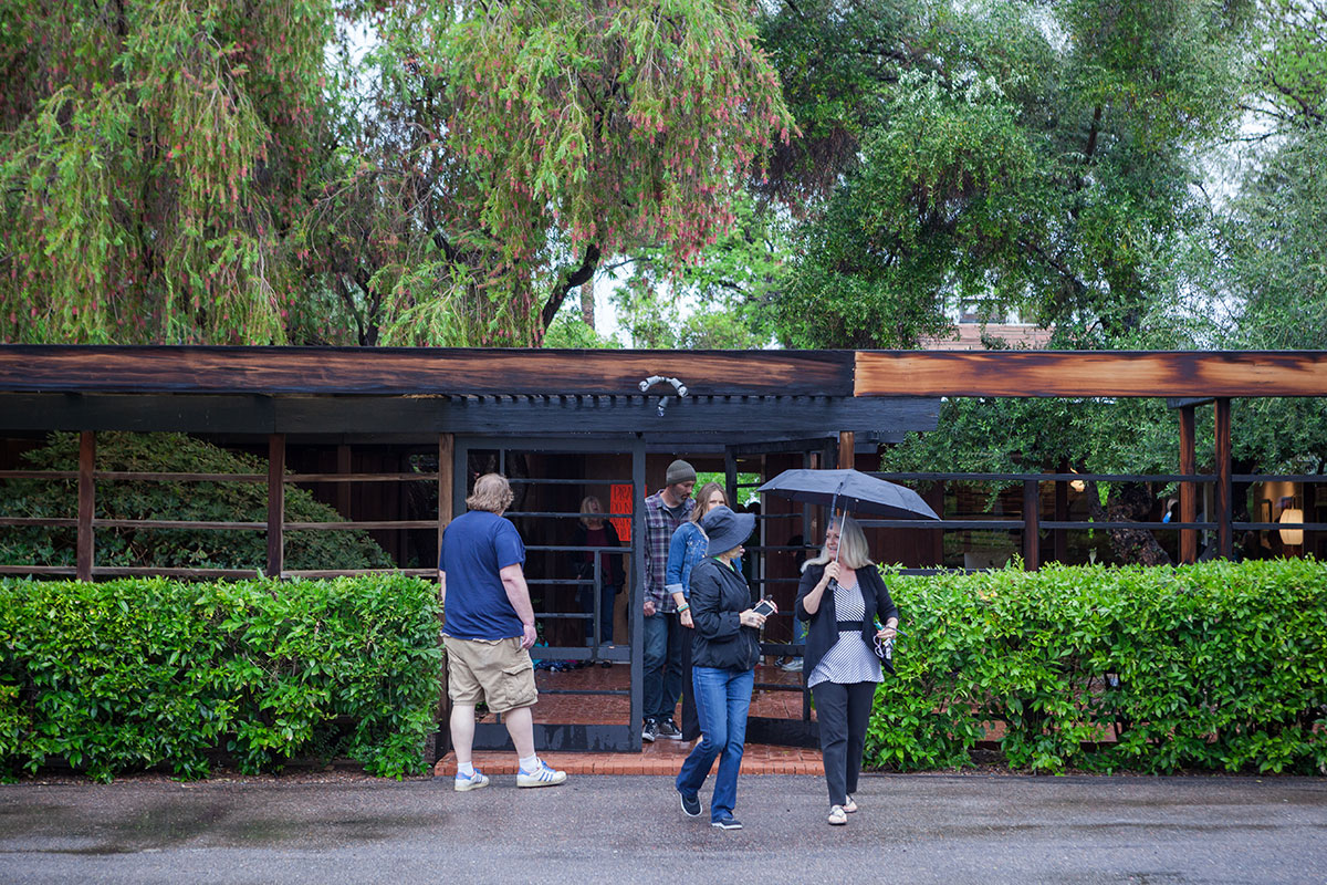 The Guirey House on the 2016 Modern Phoenix Home Tour