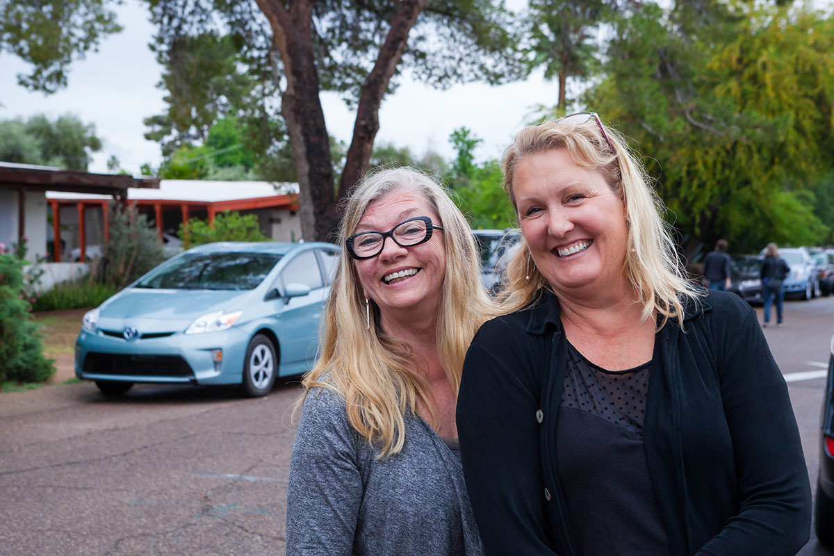 People on the 2016 Modern Phoenix Home Tour