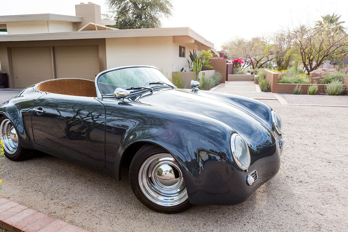 Vintage Cars at Mucha Casa on the Modern Phoenix Home Tour 2018 in Marion Estates