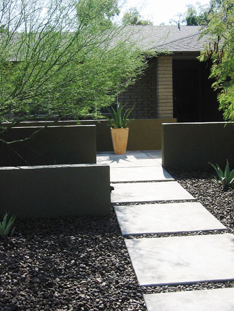 Plan*it Landscaping redesigning a Ranchburger home in Tempe