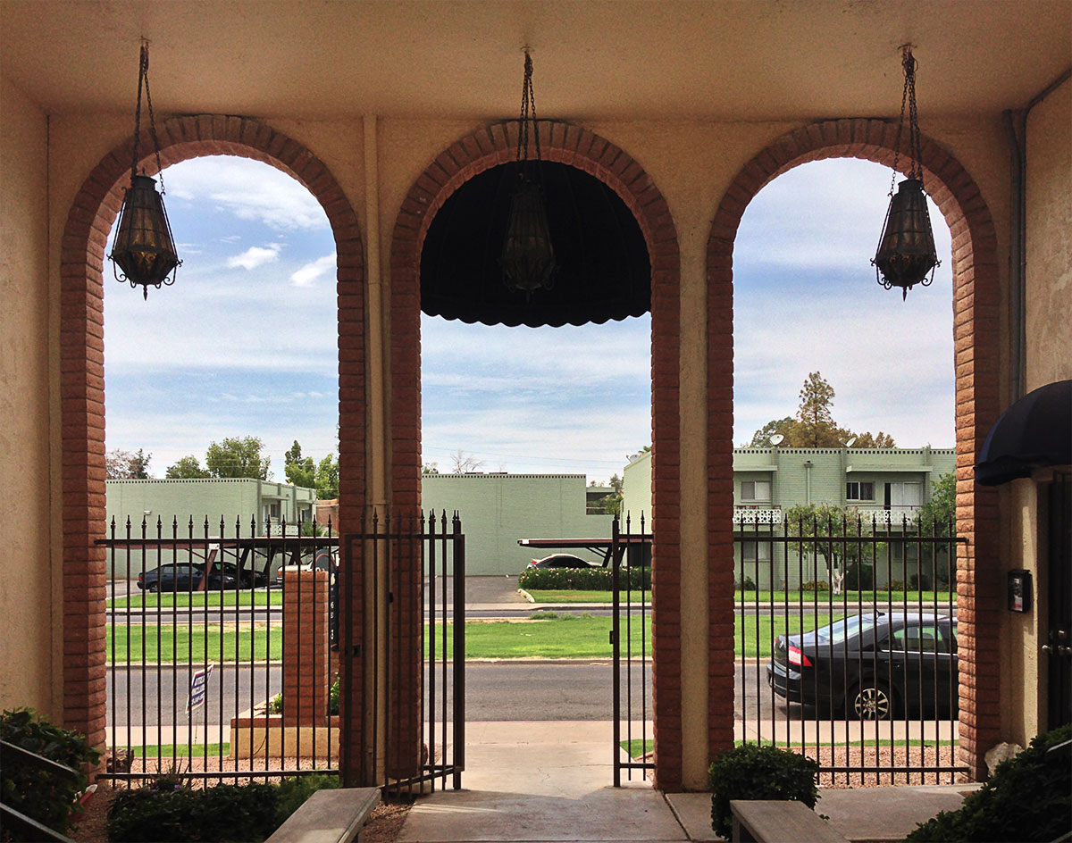 17th Avenue Parkway Garden Apartments