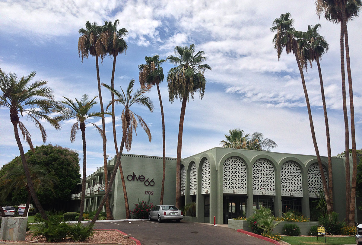 17th Avenue Parkway Garden Apartments