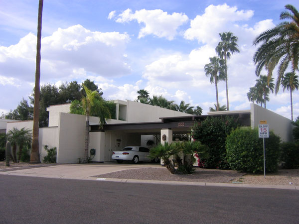 Sands East multifamily designed by E. T. Wright in Scottsdale