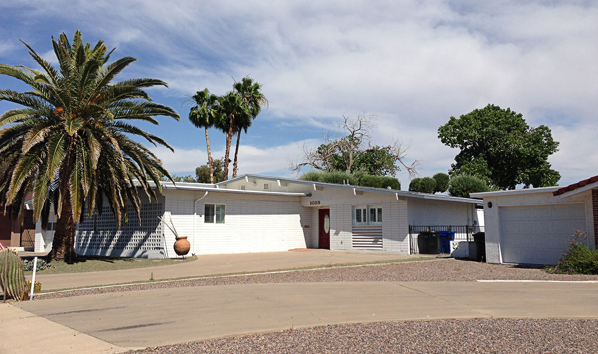 Home in Country Club Estates, Mesa, Arizona