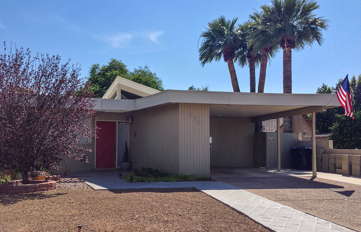 Home in Country Club Estates, Mesa, Arizona