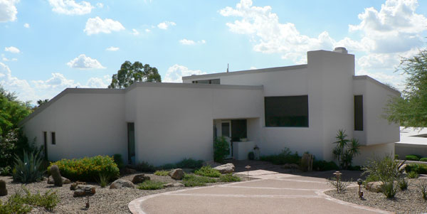 Marion Estates neighborhood by Camelback Mountain designed by Al Beadle, Ralph Haver, and Blaine Drake