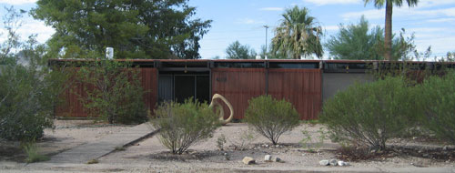 Marion Estates neighborhood by Camelback Mountain designed by Al Beadle, Ralph Haver, and Blaine Drake