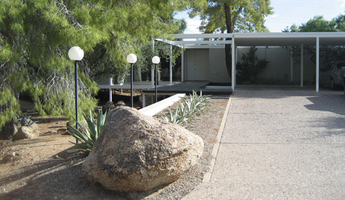 Marion Estates neighborhood by Camelback Mountain designed by Al Beadle, Ralph Haver, and Blaine Drake