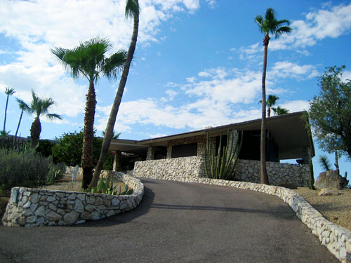 Marion Estates neighborhood by Camelback Mountain designed by Al Beadle, Ralph Haver, and Blaine Drake