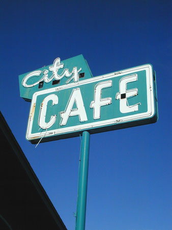 Neon Googie Signage in Kingman