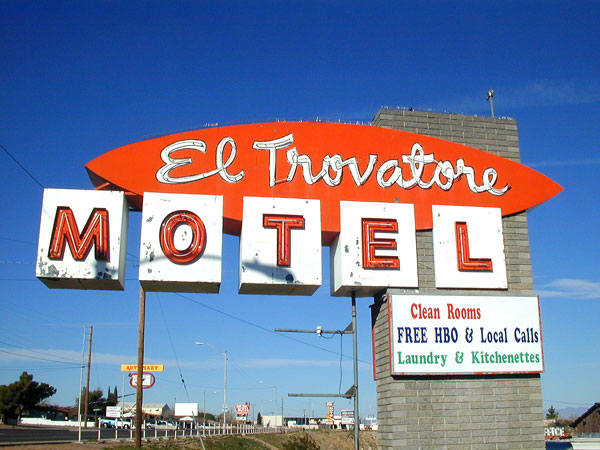 Neon Googie Signage in Kingman