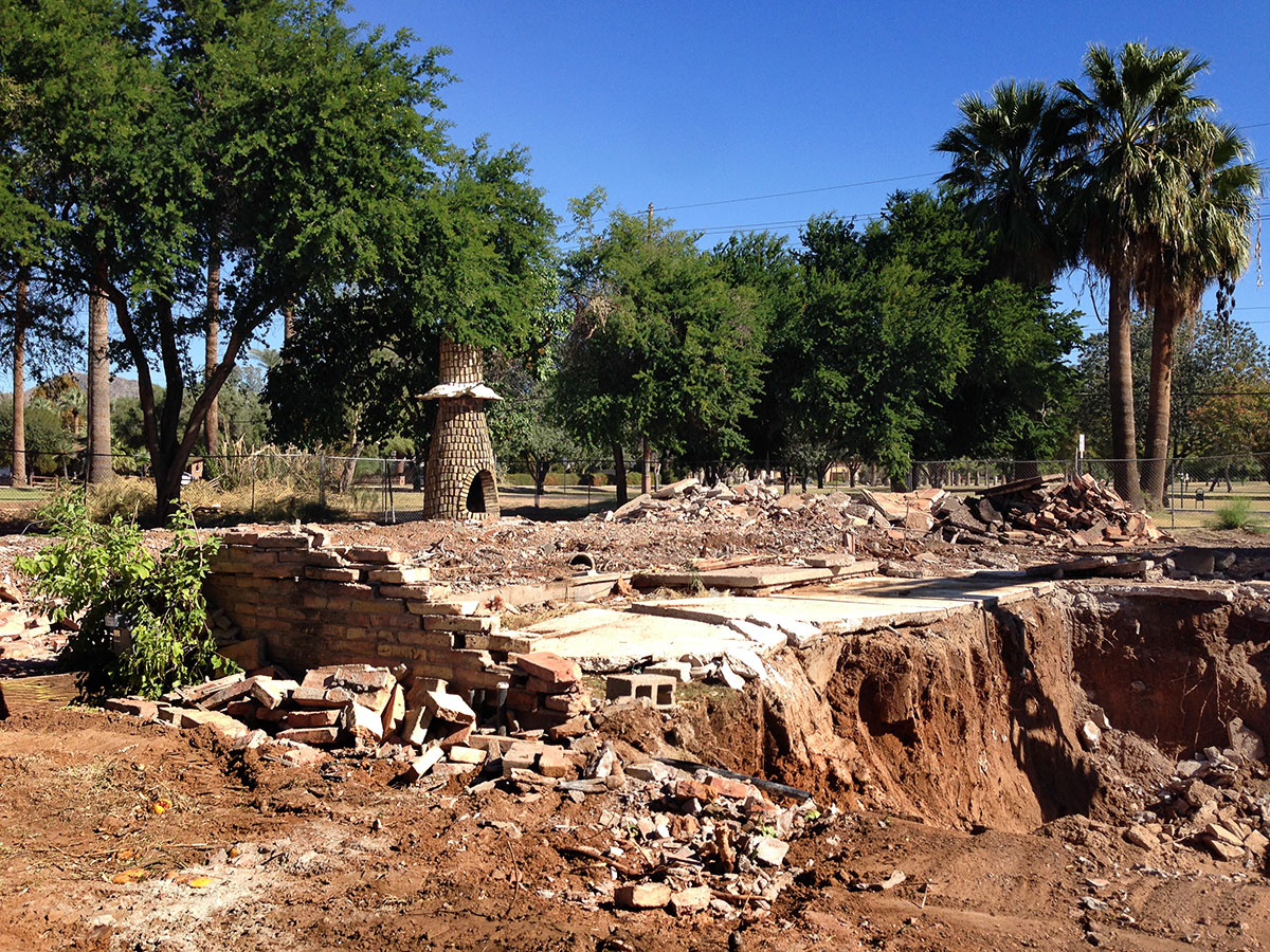 Peterson Design Adobe Home is Demolished in Arizona