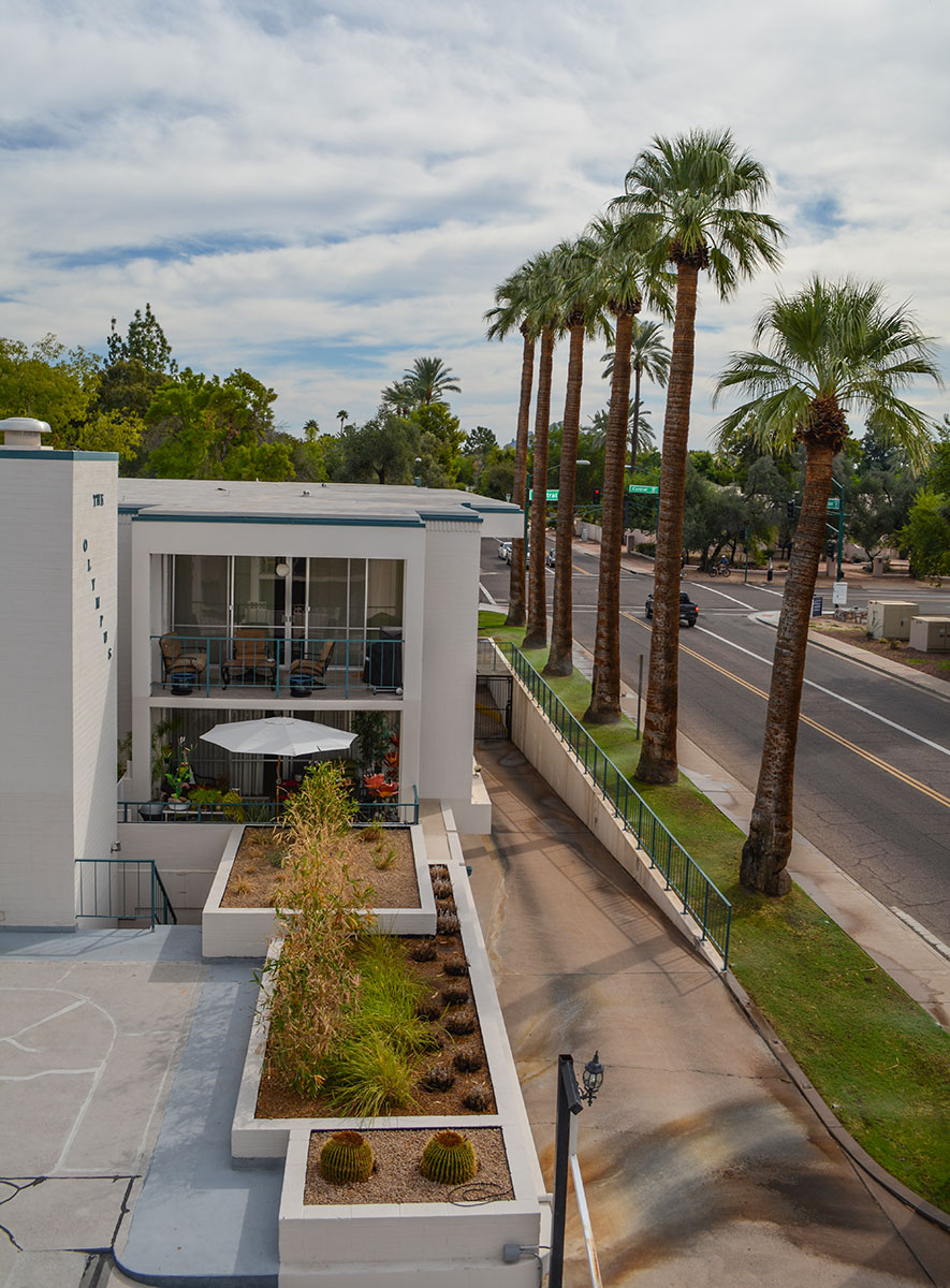 The Olympus by Chopas and Starkovich on Docomomo US Tour Day 2015