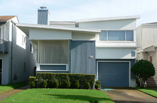 Modern Westlake suburb in San Francisco