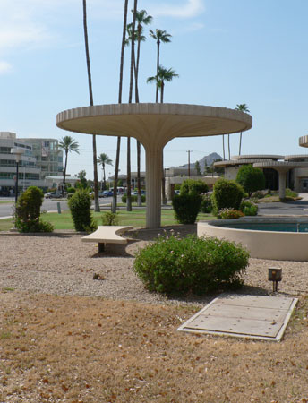 Dendriform Columns at the Valley National Bank on 44th Street and Camelback in Phoenix Arizona